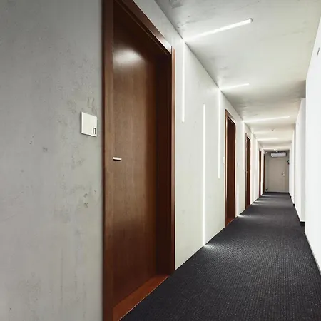 Apart-hotel New Port - Premium Floating 4*