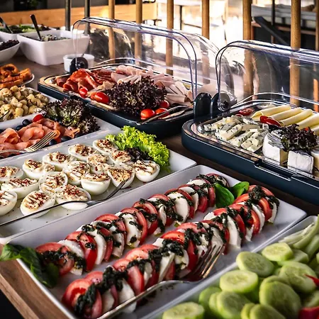 New Port Apartments On The River Ξενοδοχείο με διαμερίσματα 4*