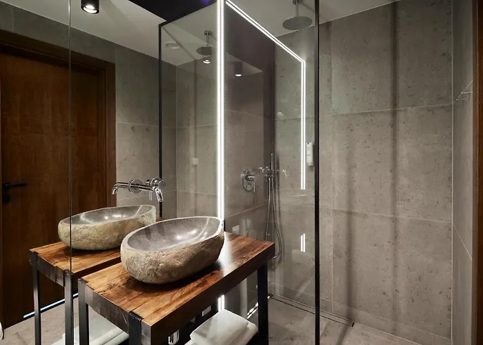 New Port Apartments On The River