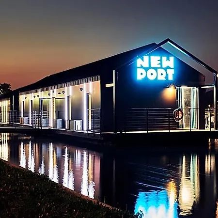 New Port On The River קרקוב