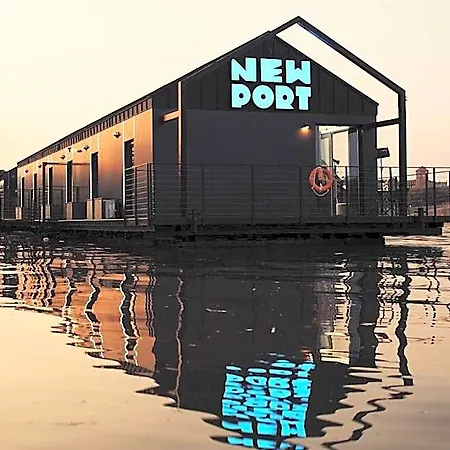 New Port On The River 4* קרקוב