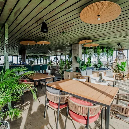 New Port - Premium Floating Aparthotel Krakow